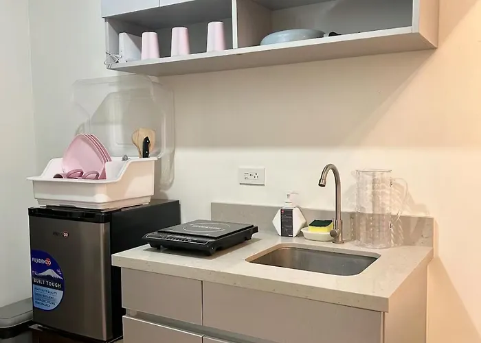 Апартаменты Median Staycation Near It Park *