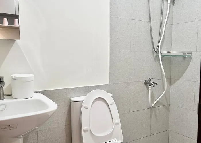 Median Staycation Near It Park * Себу