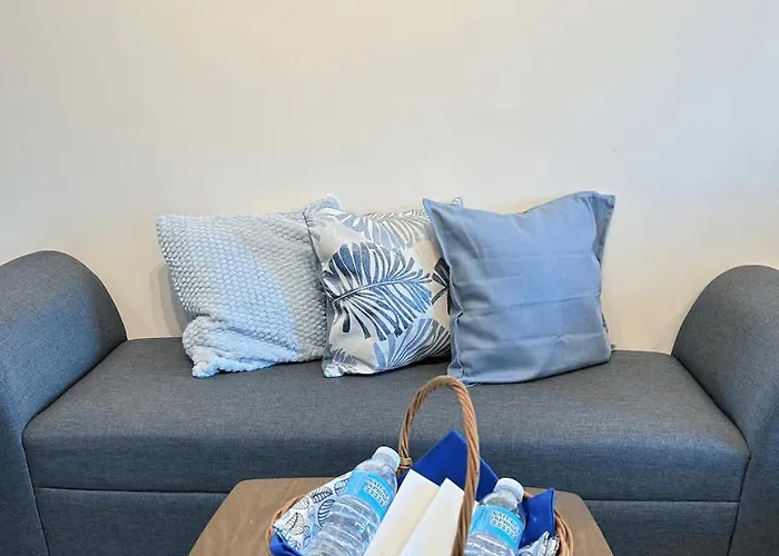 Median Staycation Near It Park Апартаменты *