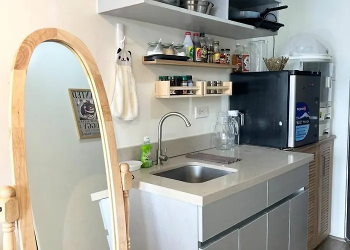 Median Staycation Near It Park Апартаменты Себу